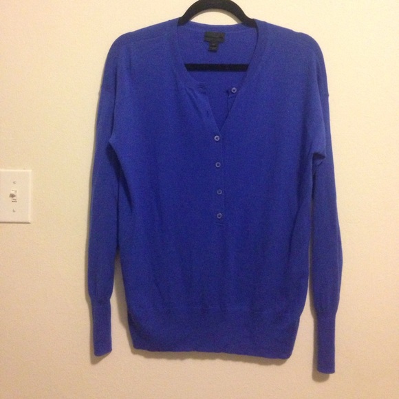 New J. Crew Collection 100% cashmere featherweight button down popover sweater - Picture 2 of 4